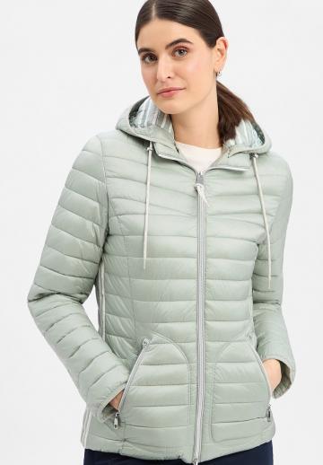 Зимняя куртка