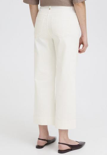 Короткие джинсы