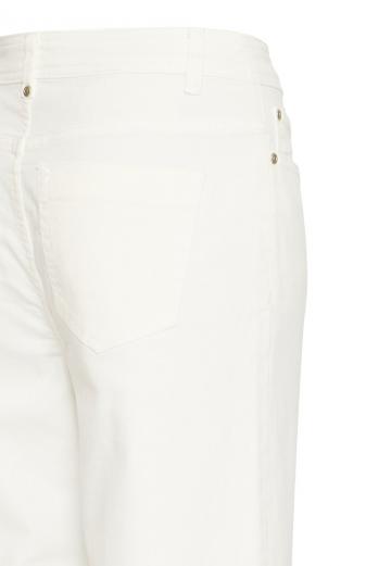 Короткие джинсы