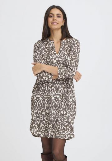 Короткое платье