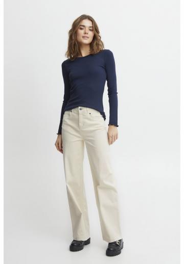 Прямые джинсы