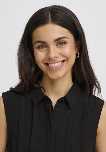 Блузка без рукавов