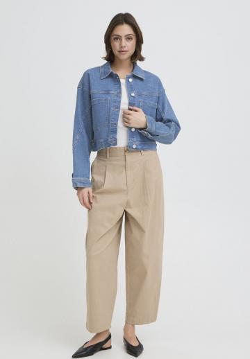 Джинсовая куртка