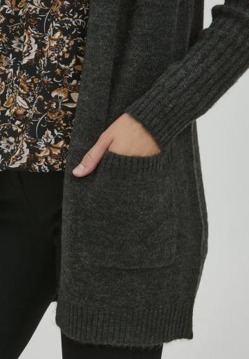 Длинный жилет