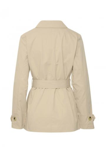 Короткое пальто