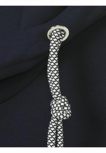 Пуловер с капюшоном