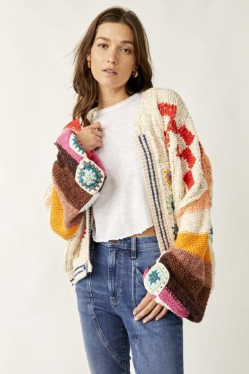 Жаккардовая вязаная кофта