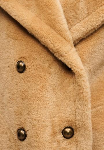 Короткое пальто