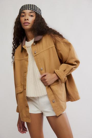 Короткое пальто