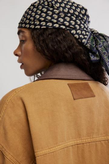 Короткое пальто