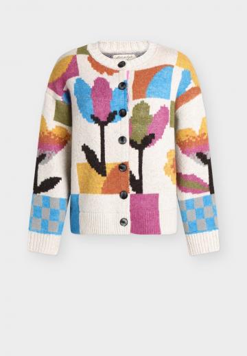 Вязаная кофта