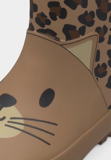 Резиновые сапоги