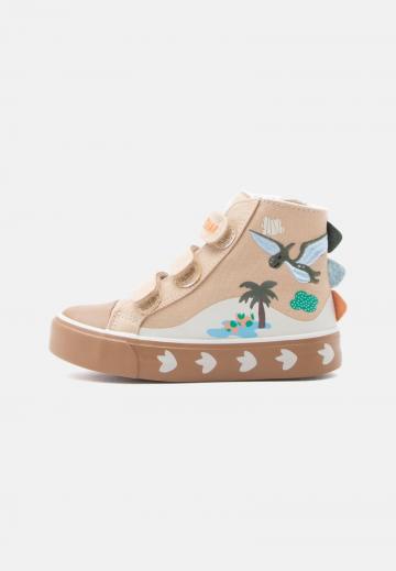 Высокие кеды