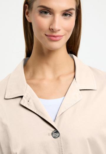 Короткое пальто