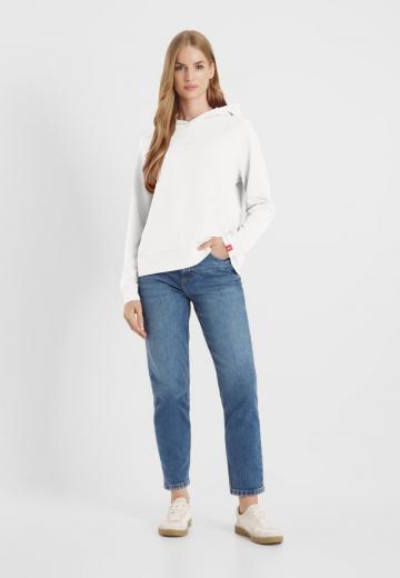 Пуловер с капюшоном