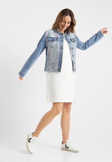 Джинсовая куртка