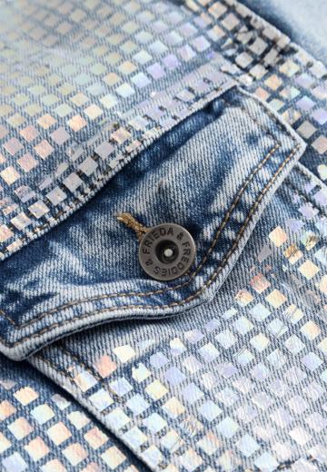 Джинсовая куртка