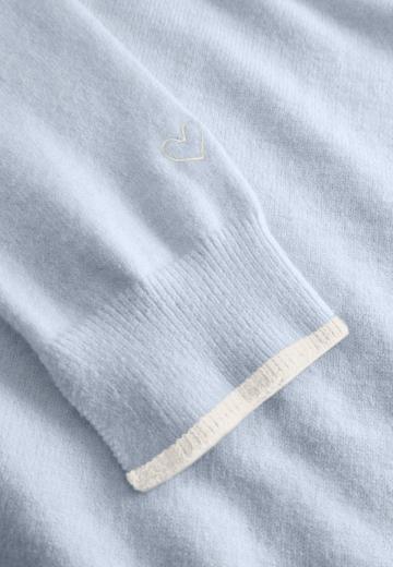 Пуловер с капюшоном