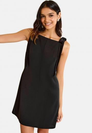 Короткое платье