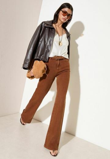 Клешеные джинсы