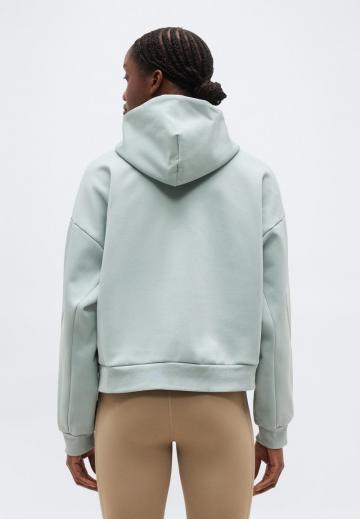 Спортивная толстовка