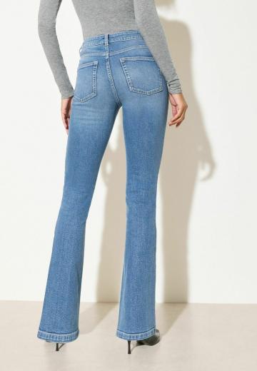 Клешеные брюки