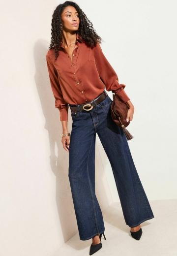 Атласная блузка