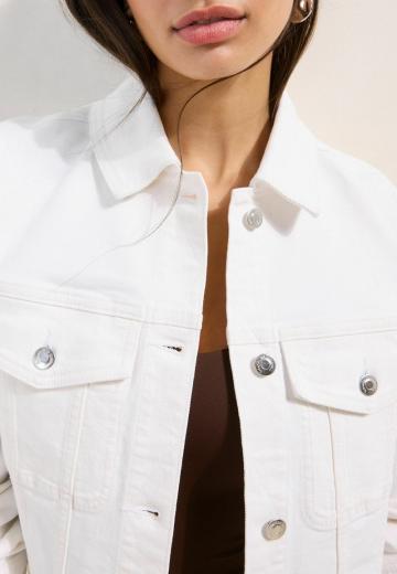 Джинсовая куртка