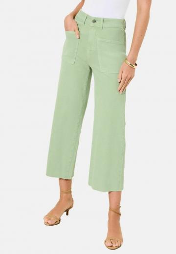 Короткие джинсы