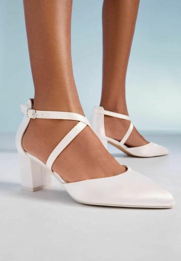 Туфли с ремешком