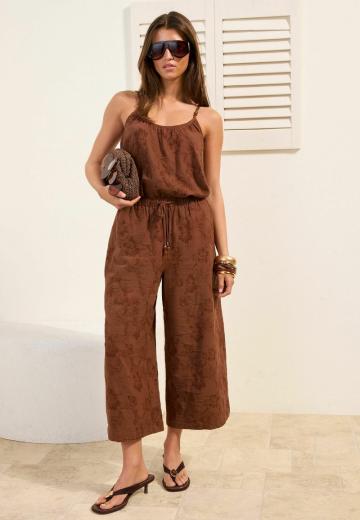 Топ на бретельках