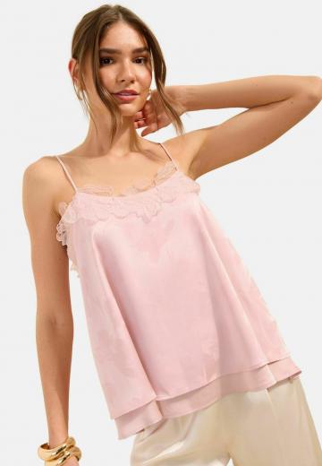 Топ на бретельках