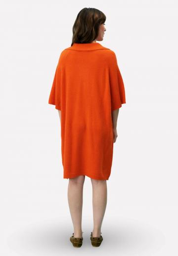 Вязаное платье