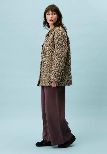 Короткое пальто