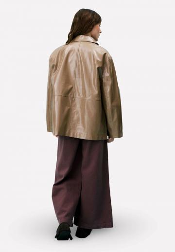 Короткое пальто