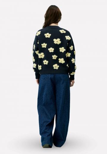 Вязаная кофта