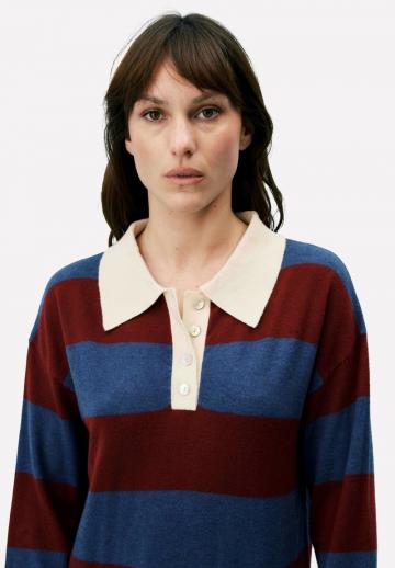 Вязаное платье