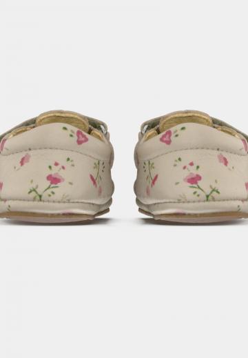 Детская обувь