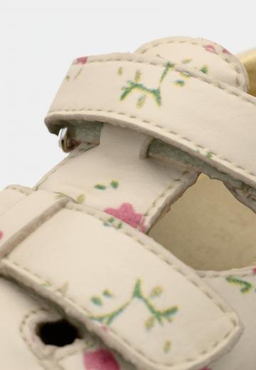 Детская обувь