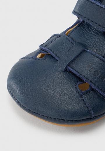 Детская обувь