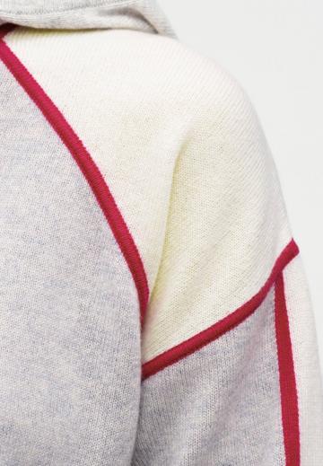 Пуловер с капюшоном