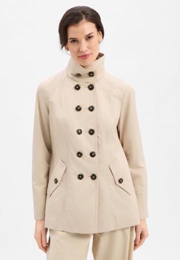 Короткое пальто