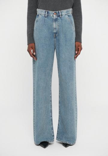 Джинсы бойфренда