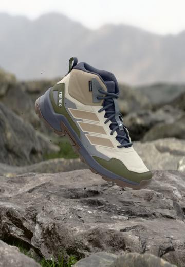 Походные ботинки