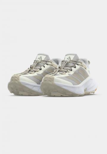 Походные ботинки