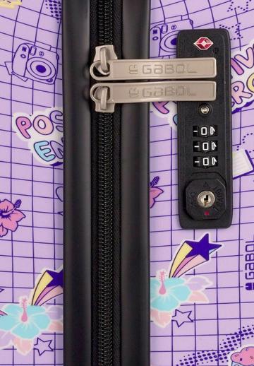 Чемодан на колесах