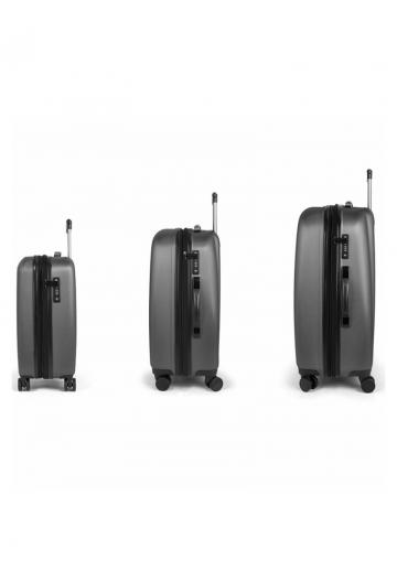 Чемодан на колесах