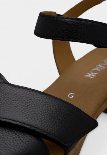 Босоножки на платформе