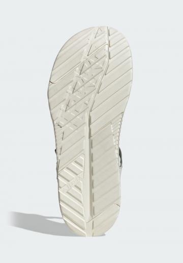 Спортивные сандалии