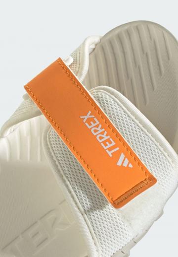 Спортивные сандалии